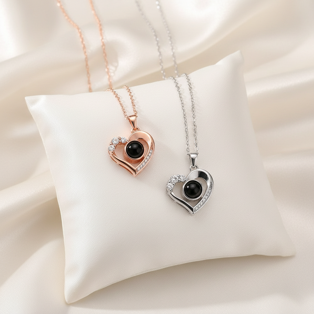 Projektionshalskette 100 Sprachen Damen Silber Roségold – Ein schönes Geschenk für den Muttertag, perfekt für Schmuckliebhaber, die besondere Halsketten schätzen.