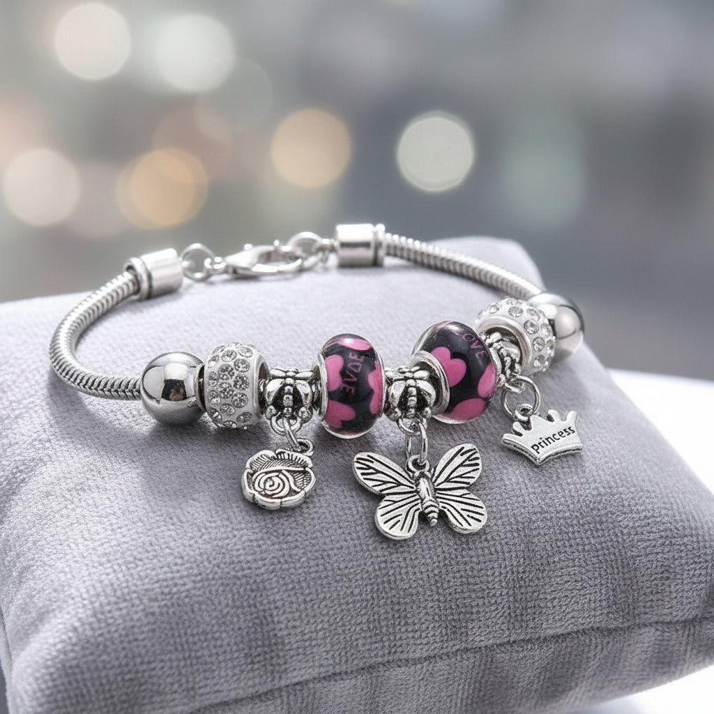 Stylisches Lebensbaum Armband Damen mit Kristall Perlen und Lebensbaum-Anhänger.