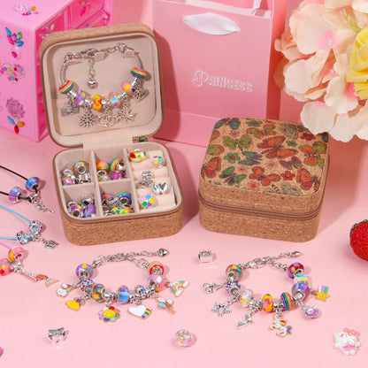 DIY Retro Charm Armband Set Mädchen – Bunte Perlen und außergewöhnliche Charms in der Schmuckbox.
