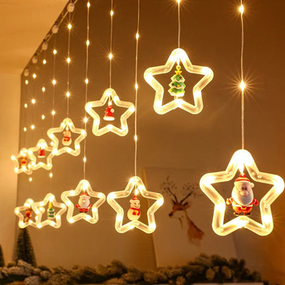 Lichtervorhang Weihnachten mit warmweissen Stern-Rahmen und Weihnachtsfiguren an der Wand