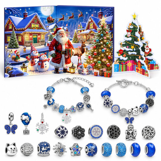 Bettelarmband Adventskalender Box Winterdorf mit Weihnachtsmann und aufstellbarem Tannenbaum, davor zwei Armbänder mit blauen Charms